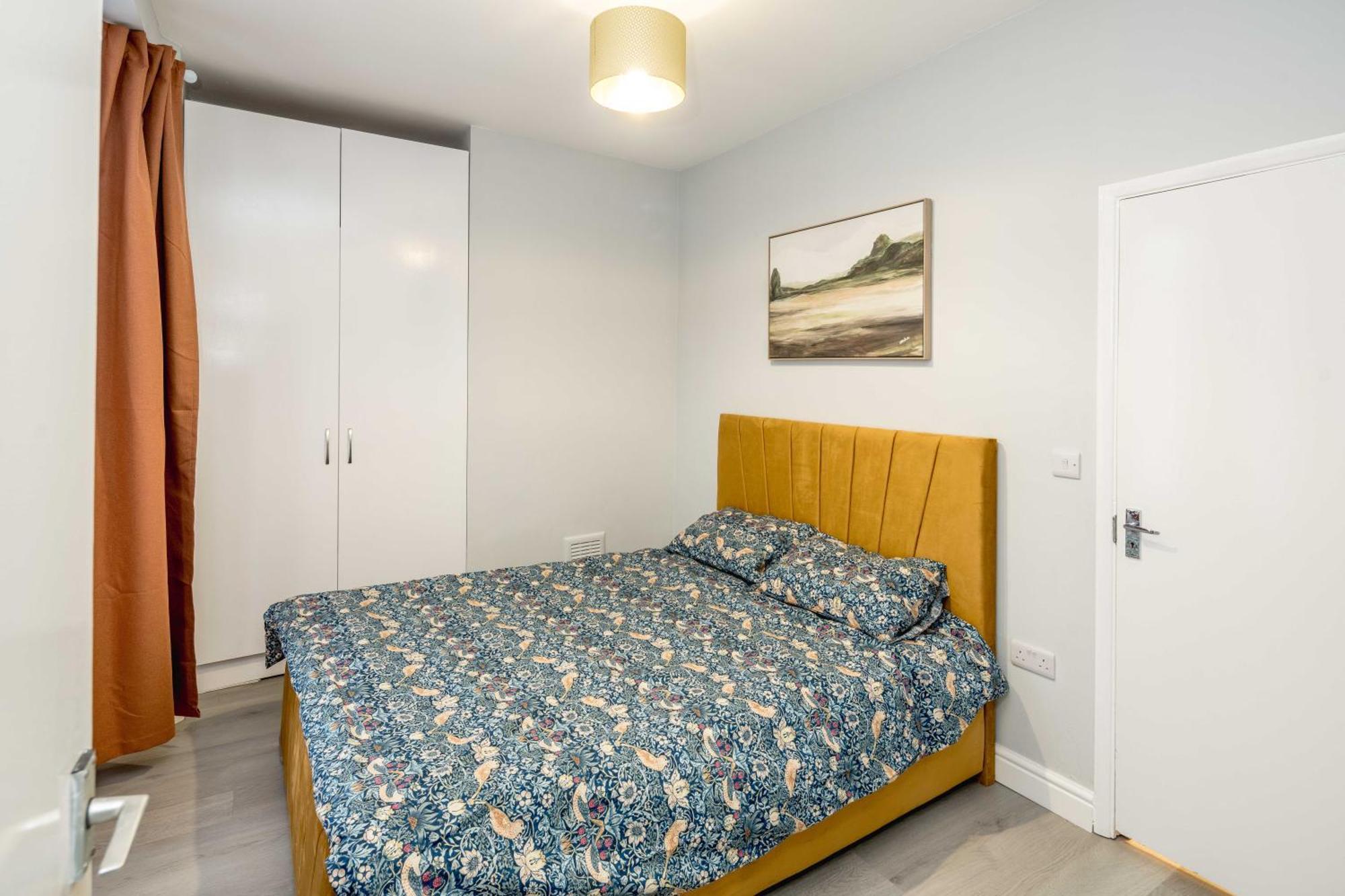 Free Parking, 2 Beds,Close To Train Station Bedford Exterior foto